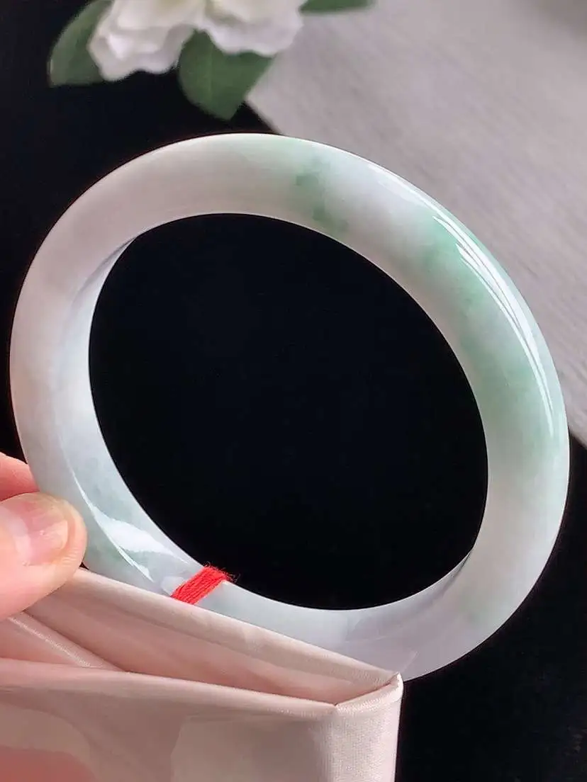 a货翡翠老坑冰种飘花正装正圈手镯61-62大圈口  尺寸61.2×11.5×8.5mm 1105