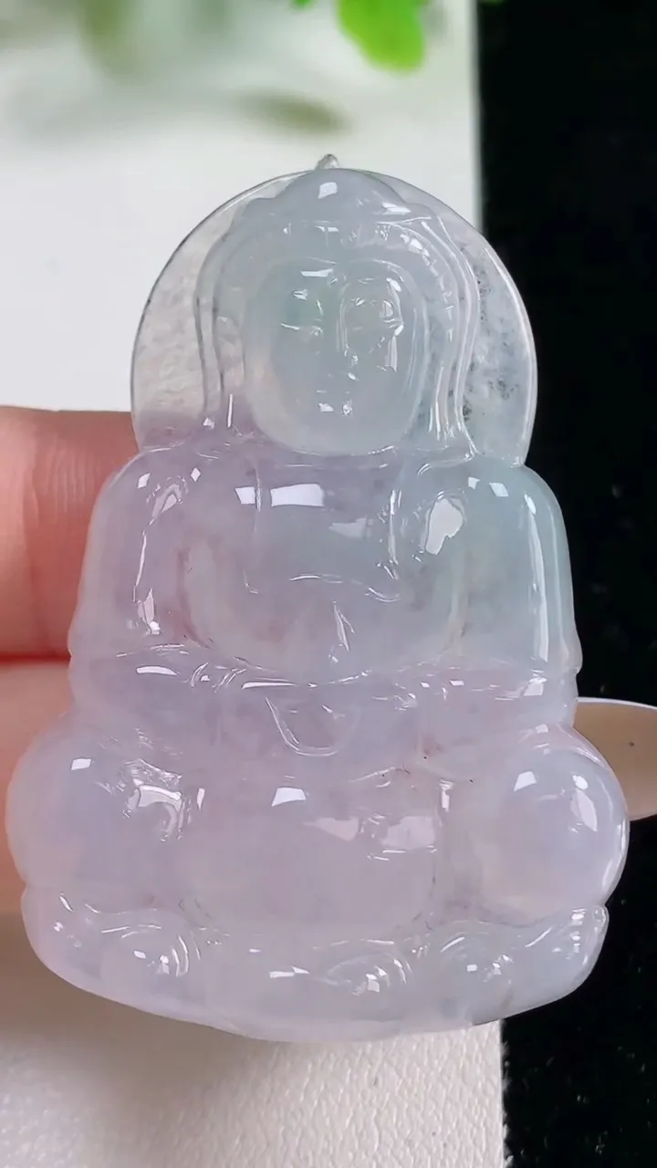 天然A货翡翠观音菩萨吊坠，尺寸49.8-34-5.6，重量:16.80g
11月6日