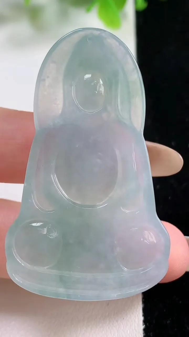 天然A货翡翠素衣观音菩萨吊坠，尺寸53-32-5.8，重量:16.24g
11月6日