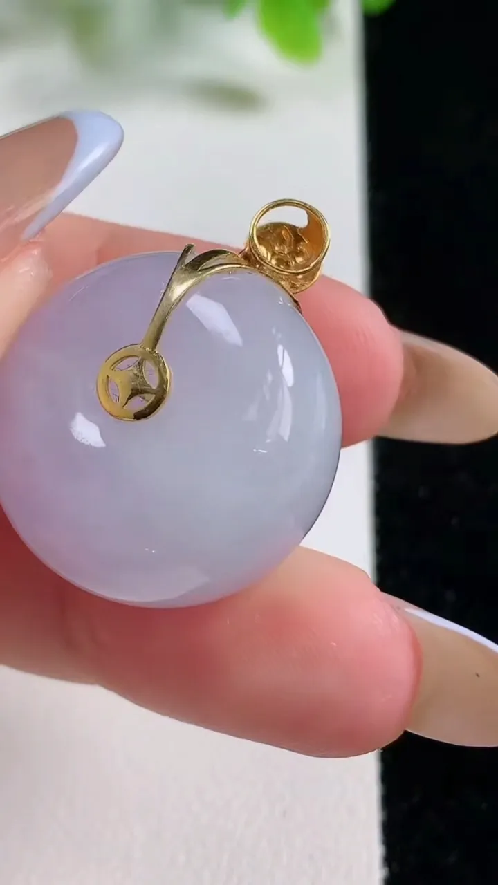 天然A货翡翠种紫罗兰路路通吊坠，尺寸22.5-13.7，重量:16.28g
11月6日