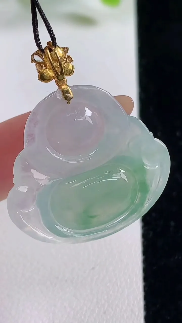 天然A货翡翠佛公吊坠，尺寸26.4-29-6，重量:6.42g
11月6日