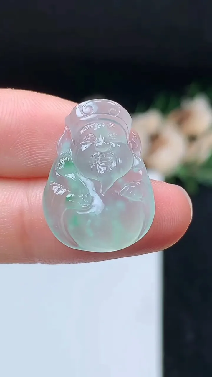 天然A货翡翠财神爷镶嵌件，尺寸22-16.2-4.8，重量:3.00g
11月7日