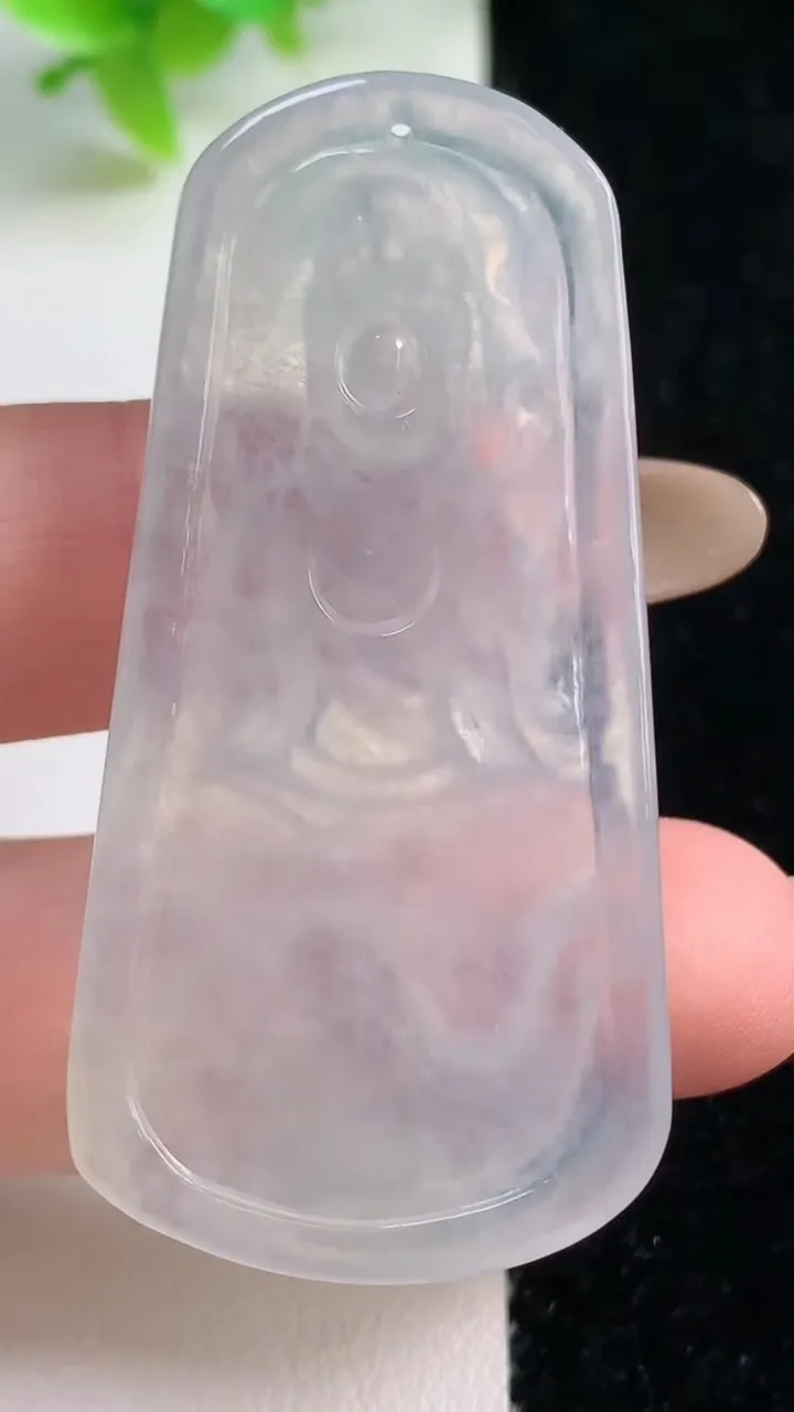 天然A货翡翠普贤菩萨吊坠，尺寸53-26.3-5.6，重量:15.50g
11月7日