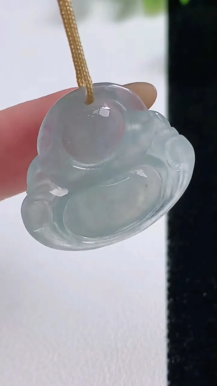 天然A货翡翠佛公吊坠，尺寸24.7-27.7-5.6，重量:5.31g
11月9日