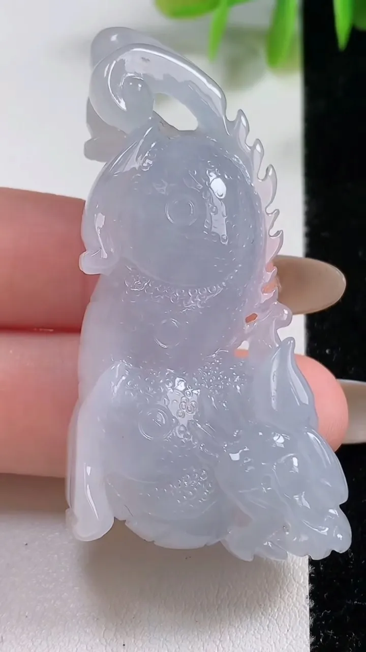 天然A货翡翠冰种紫罗兰貔貅吊坠，尺寸54.4-29-12，重量:31.24g
11月9日