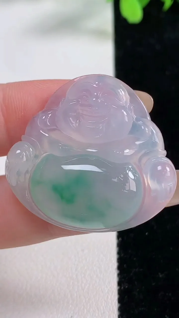 天然A货翡翠种飘花佛公吊坠，尺寸31.8-34.5-5.7，重量:9.72g
11月9日