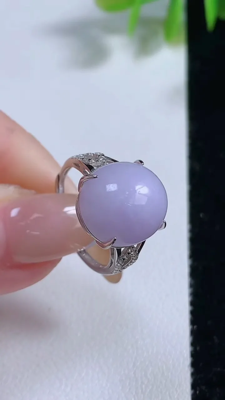 天然A货翡翠925银 紫罗兰蛋面戒指，尺寸13.8-12.2-7.8，重量:3.56g2025年11