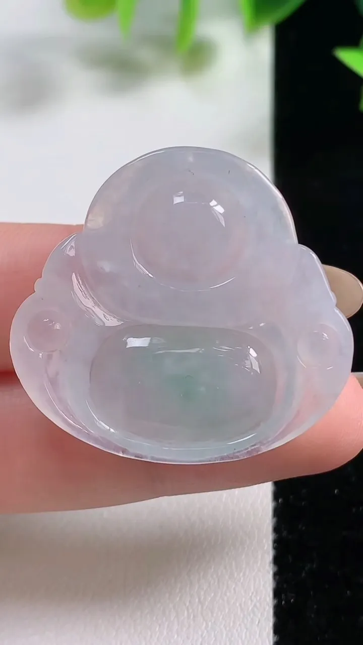 天然A货翡翠佛公吊坠，尺寸31.2-33.6-6，重量:9.80g
11月9日