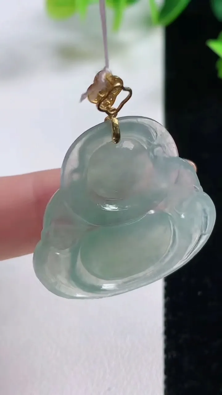 天然A货翡翠佛公吊坠，尺寸31.3-32-4.3，重量:8.40g
11月9日