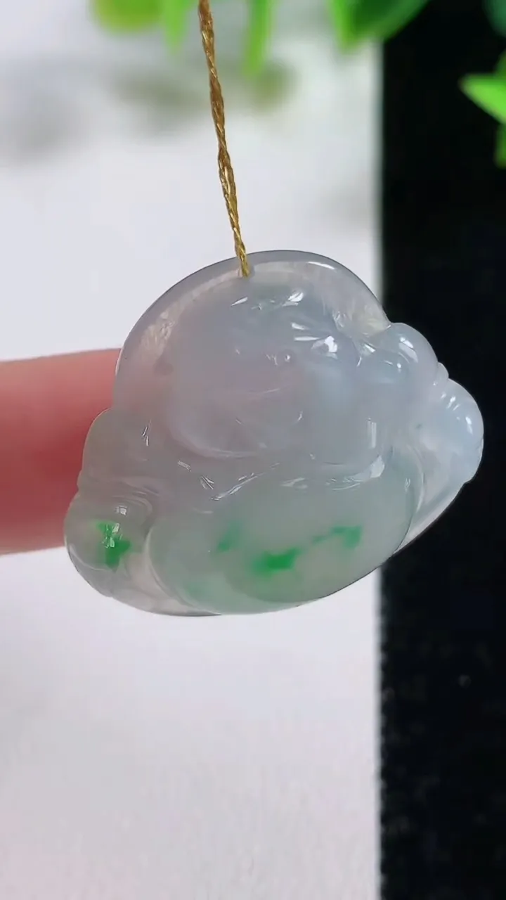 天然A货翡翠佛公吊坠，尺寸26.6-28.3-5.7，重量:6.41g
11月9日