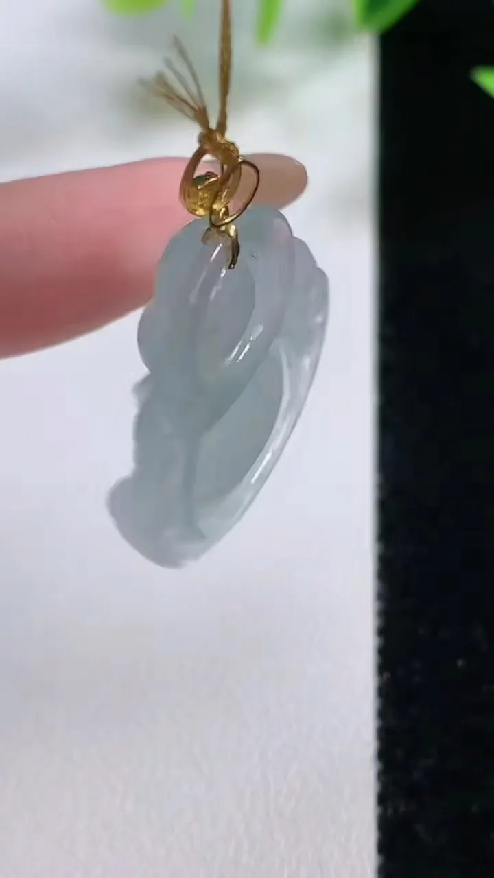 天然A货翡翠佛公吊坠，尺寸23.7-28.4-6，重量:5.69g
11月9日