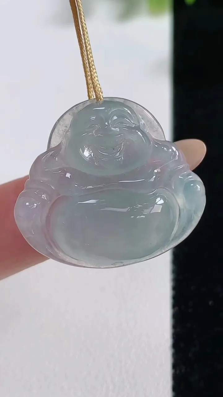 天然A货翡翠佛公吊坠，尺寸24.7-27.7-5.6，重量:5.31g
11月9日