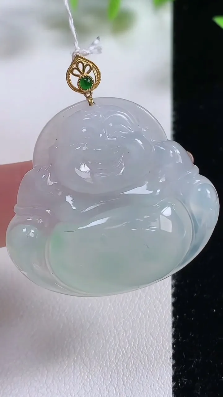 天然A货翡翠佛公吊坠，尺寸32.2-35.8-7，重量:11.92g
11月9日