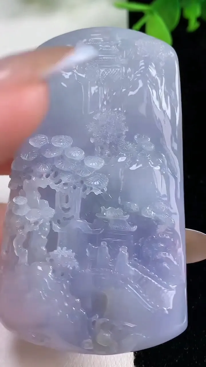 天然A货翡翠种紫罗兰山水牌吊坠，尺寸69.8-38-11.7，重量:64.31g
11月9日