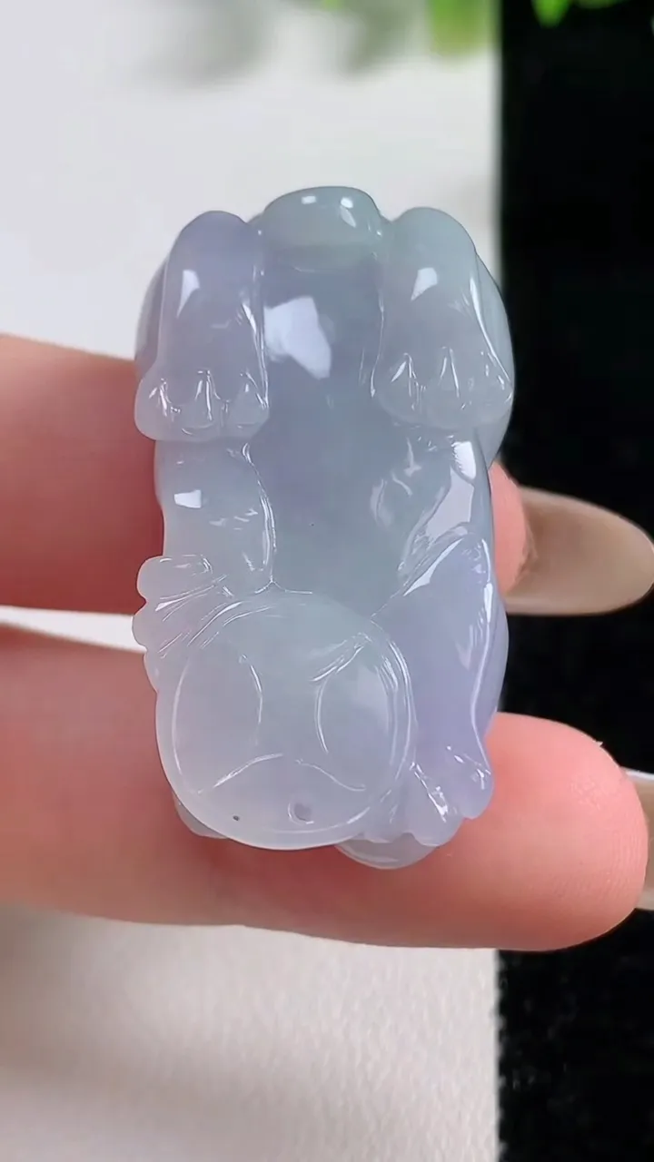 天然A货翡翠冰种紫罗兰霸王貔貅吊坠，尺寸36.5-20.3-12，重量:20.80g
11月9日