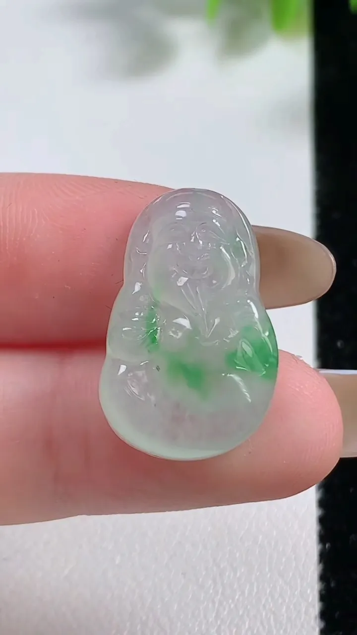 天然A货翡翠财神爷吊坠，尺寸22.2-14.6-4.3，重量:3.06g
11月10日