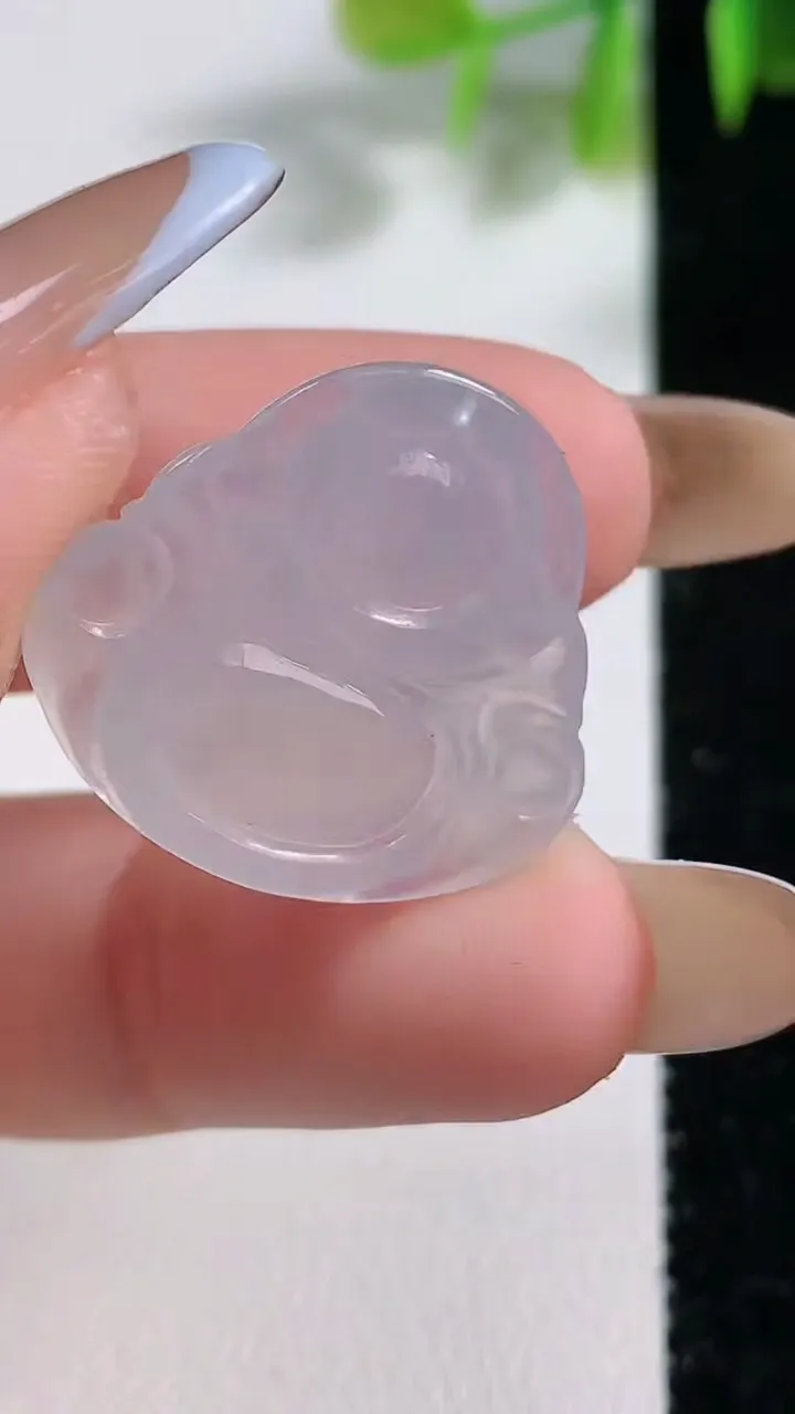 天然A货翡翠佛公吊坠，尺寸21.3-24.2-4.9，重量:3.73g
11月10日