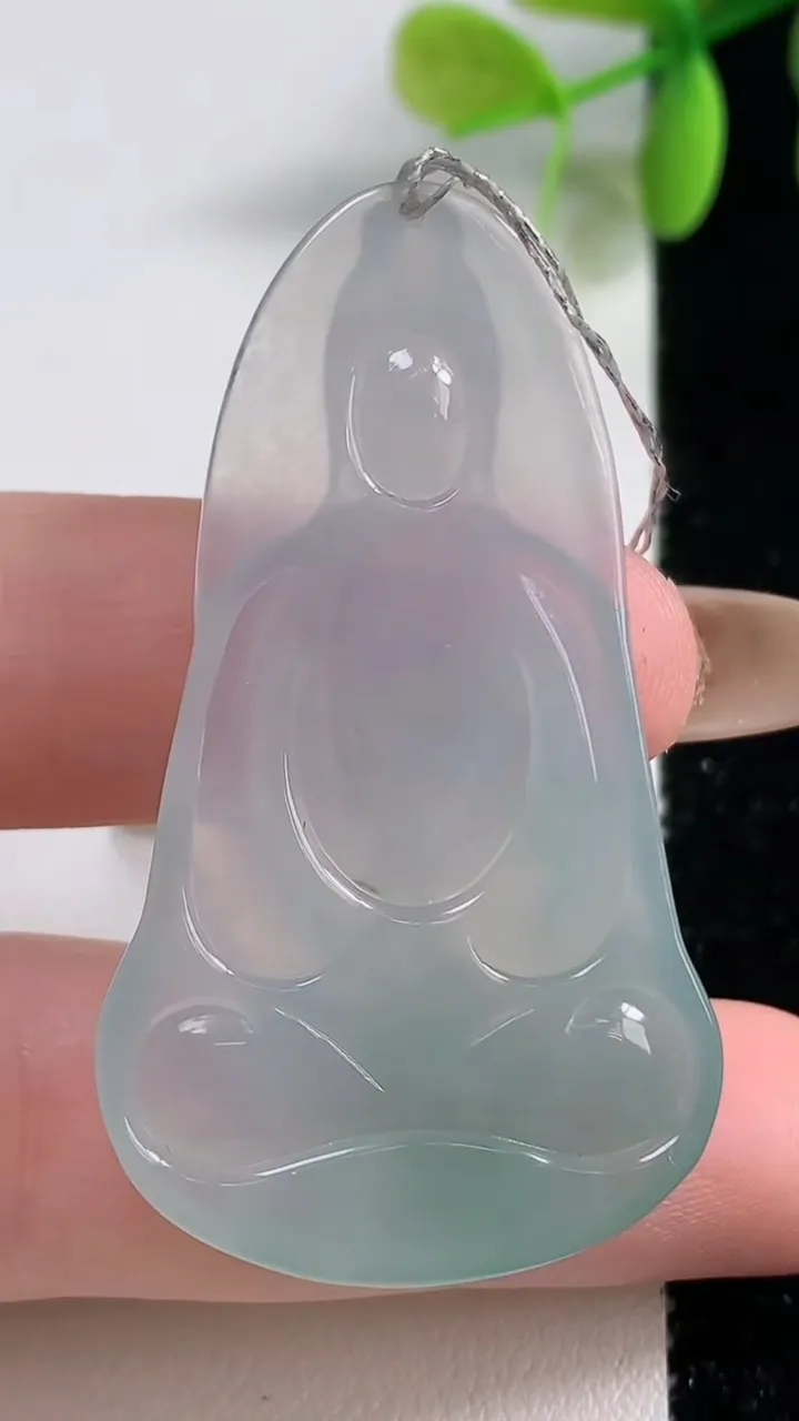 天然A货翡翠素衣观音菩萨吊坠，尺寸49.3-28-5.8，重量:12.87g
11月10日