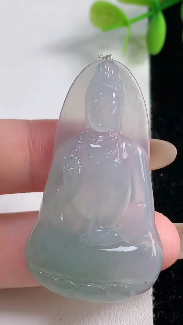 天然A货翡翠素衣观音菩萨吊坠，尺寸49.3-28-5.8，重量:12.87g
11月10日