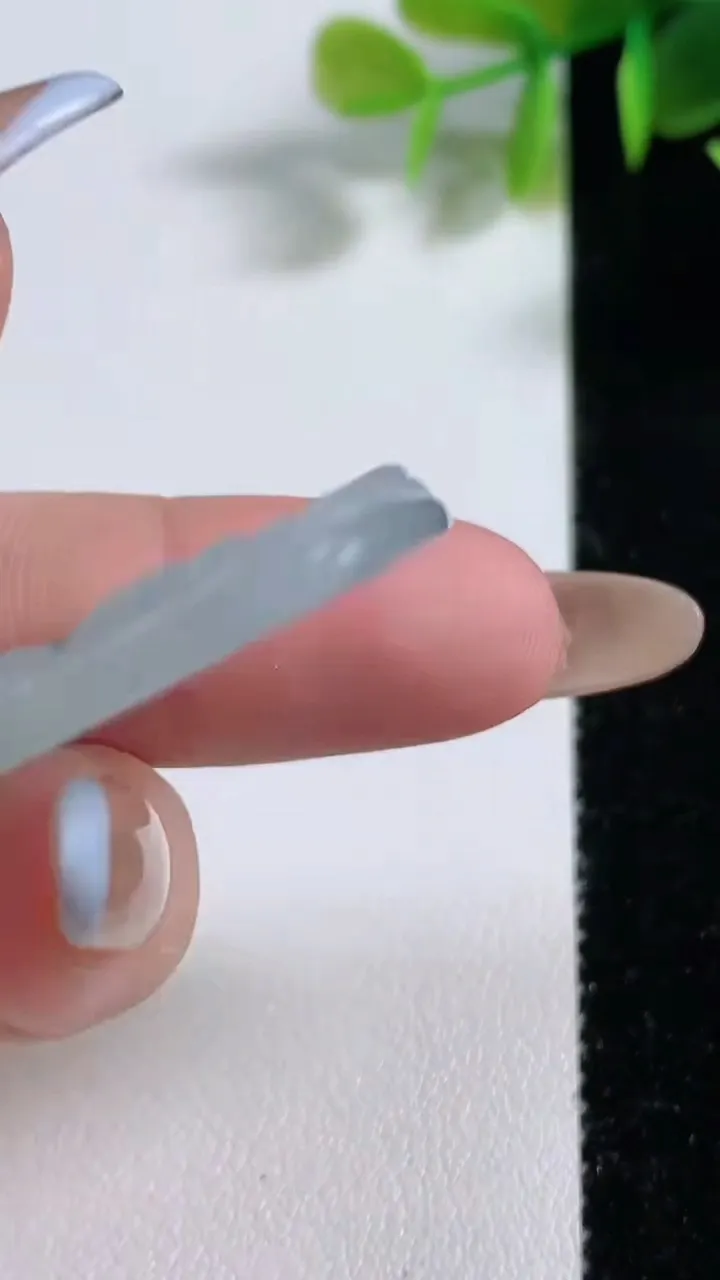 天然A货翡翠冰种飘花普贤菩萨吊坠，尺寸44-30.6-4.8，重量:13.99g
11月10日