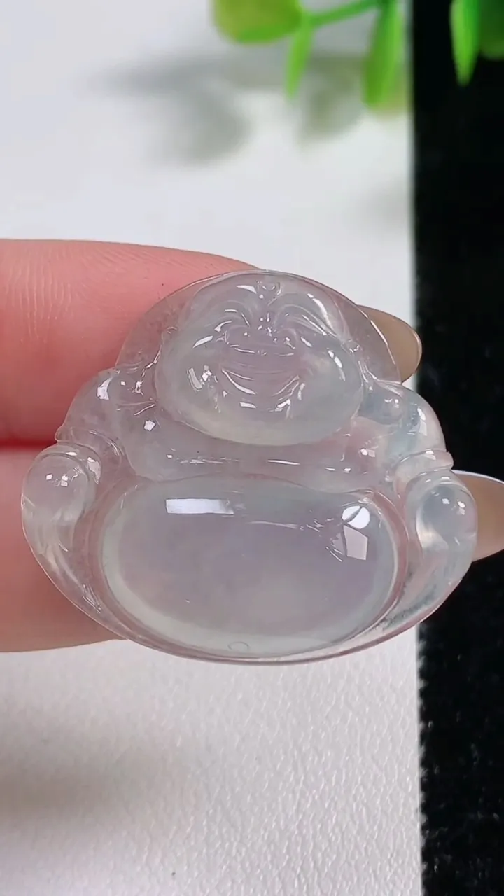 天然A货翡翠佛公吊坠，尺寸28.2-32.2-5.4，重量:7.50g
11月10日