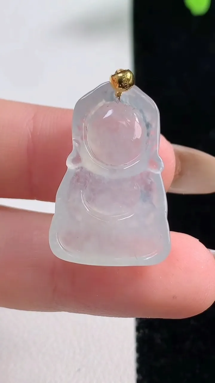天然A货翡翠宝宝佛吊坠，尺寸27-17.3-5.6，重量:4.45g
11月10日