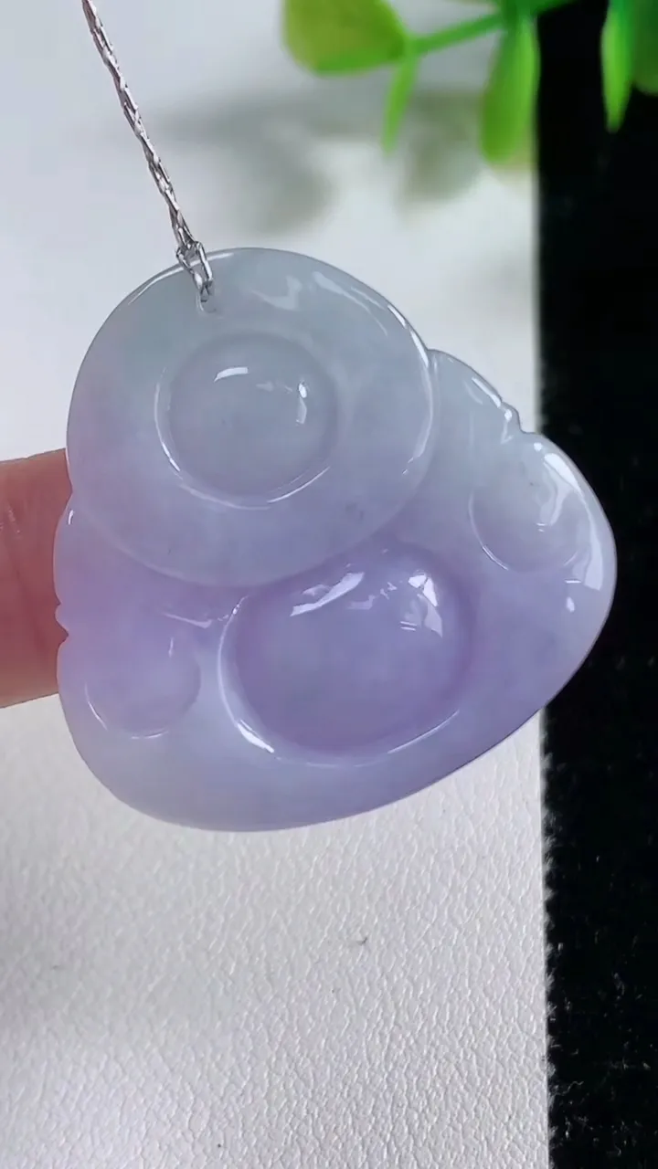 天然A货翡翠冰种紫罗兰佛公吊坠，尺寸29.7-30-8，重量:12.39g
11月10日