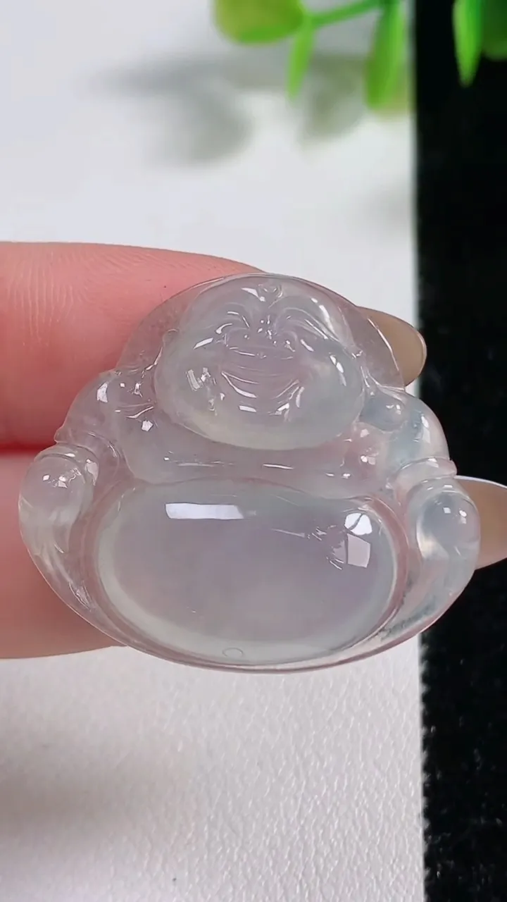 天然A货翡翠佛公吊坠，尺寸28.2-32.2-5.4，重量:7.50g
11月10日