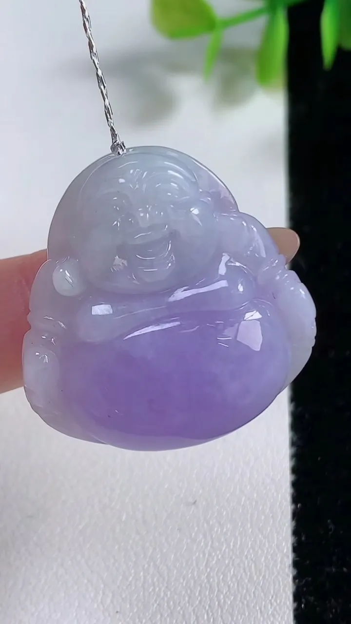 天然A货翡翠冰种紫罗兰佛公吊坠，尺寸29.7-30-8，重量:12.39g
11月10日