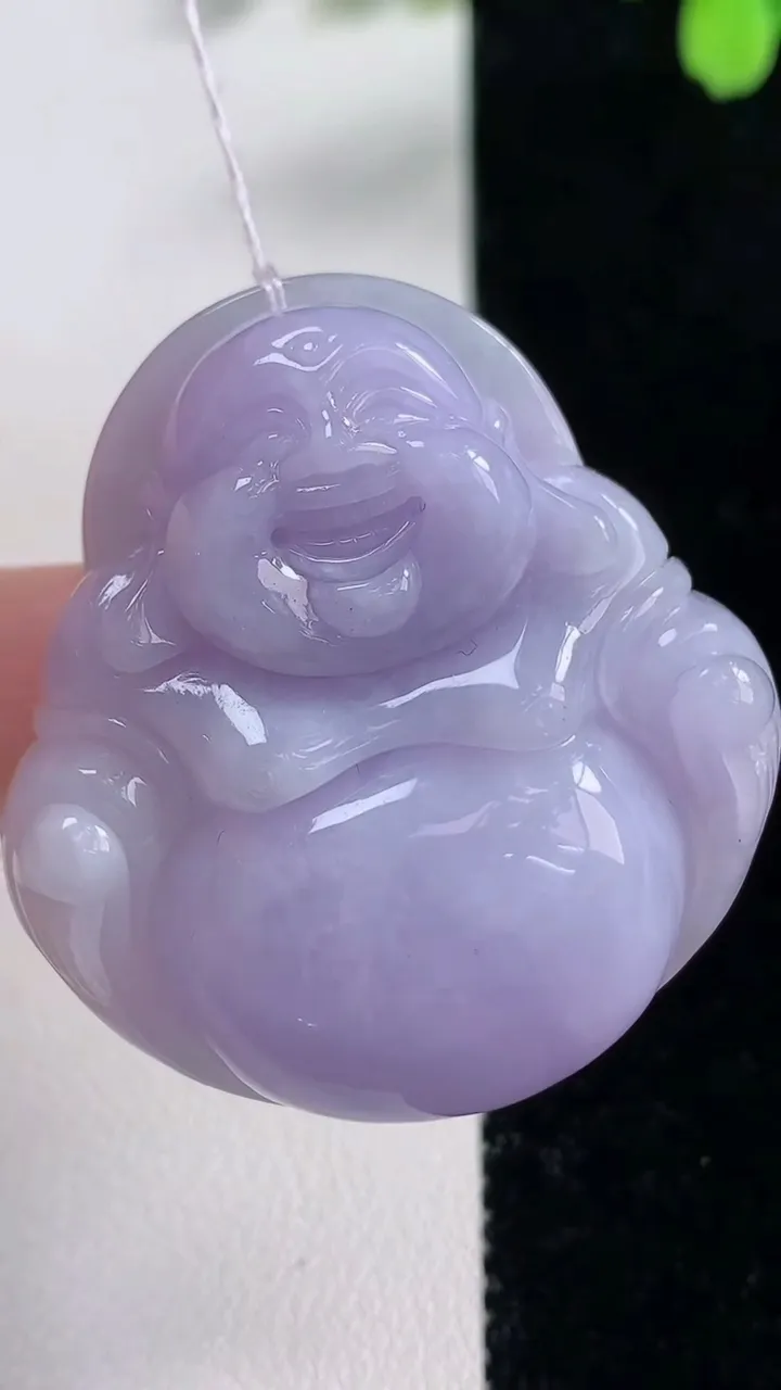 天然A货翡翠冰种紫罗兰佛公吊坠，尺寸41.6-29.3-12，重量:29.75g
11月10日