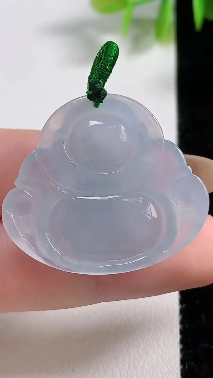 天然A货翡翠佛公吊坠，尺寸28.5-32.6-6，重量:8.55g
11月10日