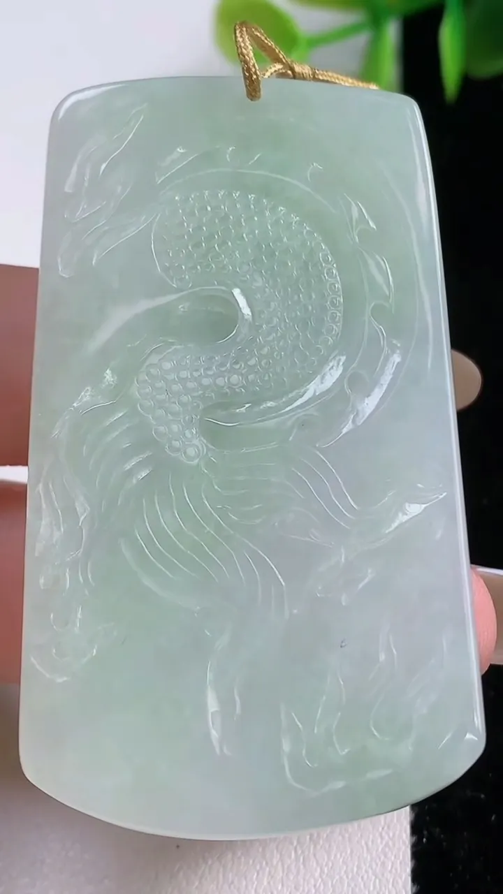 天然A货翡翠祥龙财神爷吊坠，尺寸58.2-33-10，重量:38.57g
11月10日