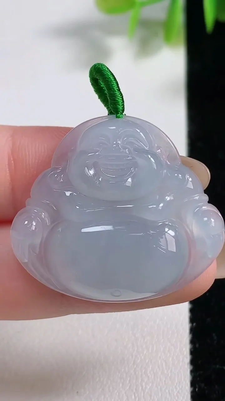 天然A货翡翠佛公吊坠，尺寸28.5-32.6-6，重量:8.55g
11月10日