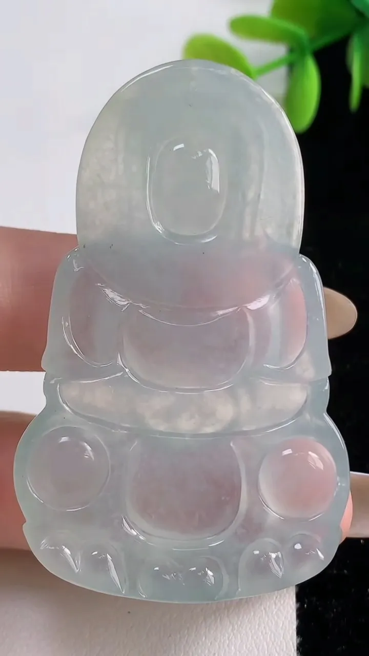 天然A货翡翠正装观音菩萨吊坠，尺寸58.8-36.5-6，重量:23.18g
11月10日