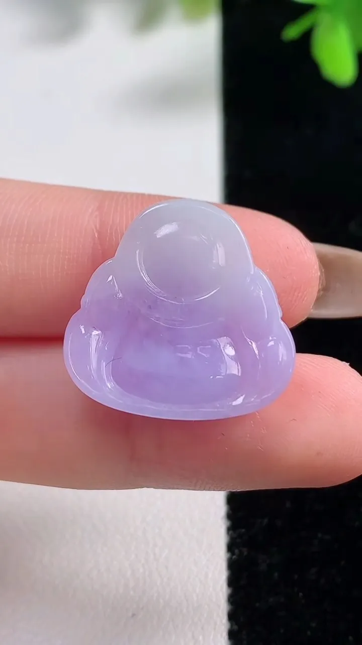 天然A货翡翠冰种紫罗兰佛公吊坠，尺寸20.6-21.5-5，重量:3.66g
11月11日