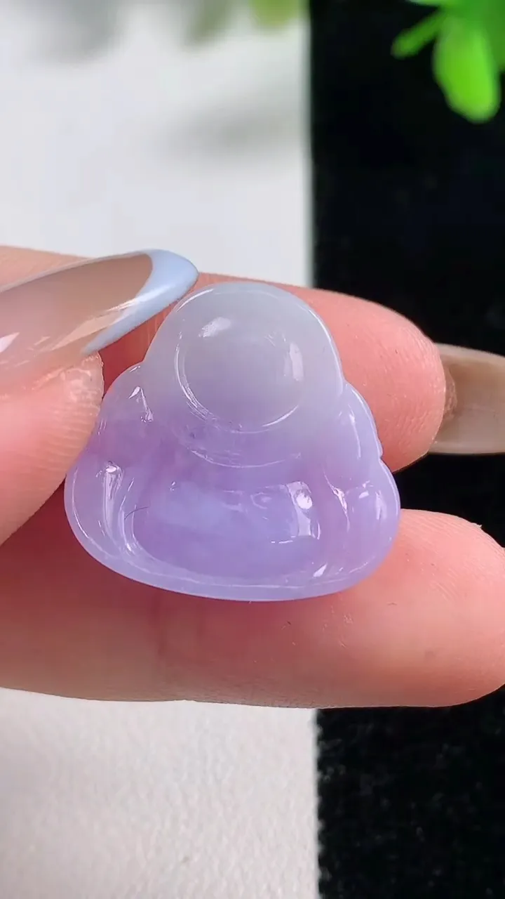 天然A货翡翠冰种紫罗兰佛公吊坠，尺寸20.6-21.5-5，重量:3.66g
11月11日