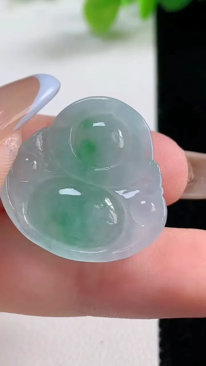 天然A货翡翠佛公吊坠，尺寸24.4-25-6.8，重量:5.98g
11月12日