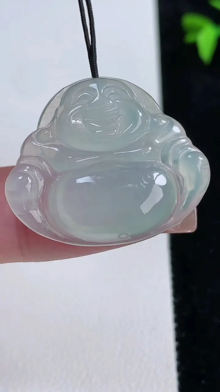 天然A货翡翠佛公吊坠，尺寸25-29.7-4.6，重量:5.10g
11月13日