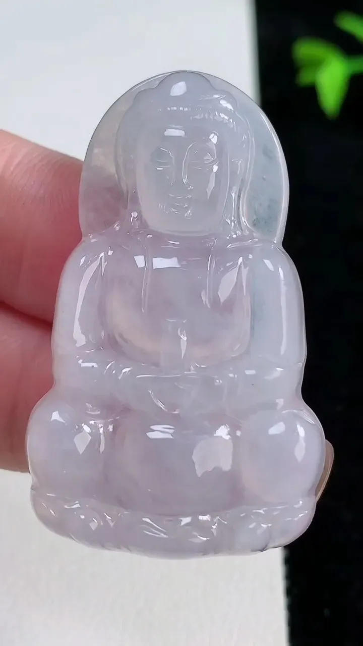 天然A货翡翠观音菩萨吊坠，尺寸44.6-27.5-5.8，重量:12.75g
11月13日