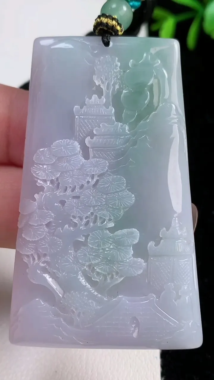 天然A货翡翠山水牌吊坠，尺寸61-37.6-5.2，重量:34.91g
11月14日