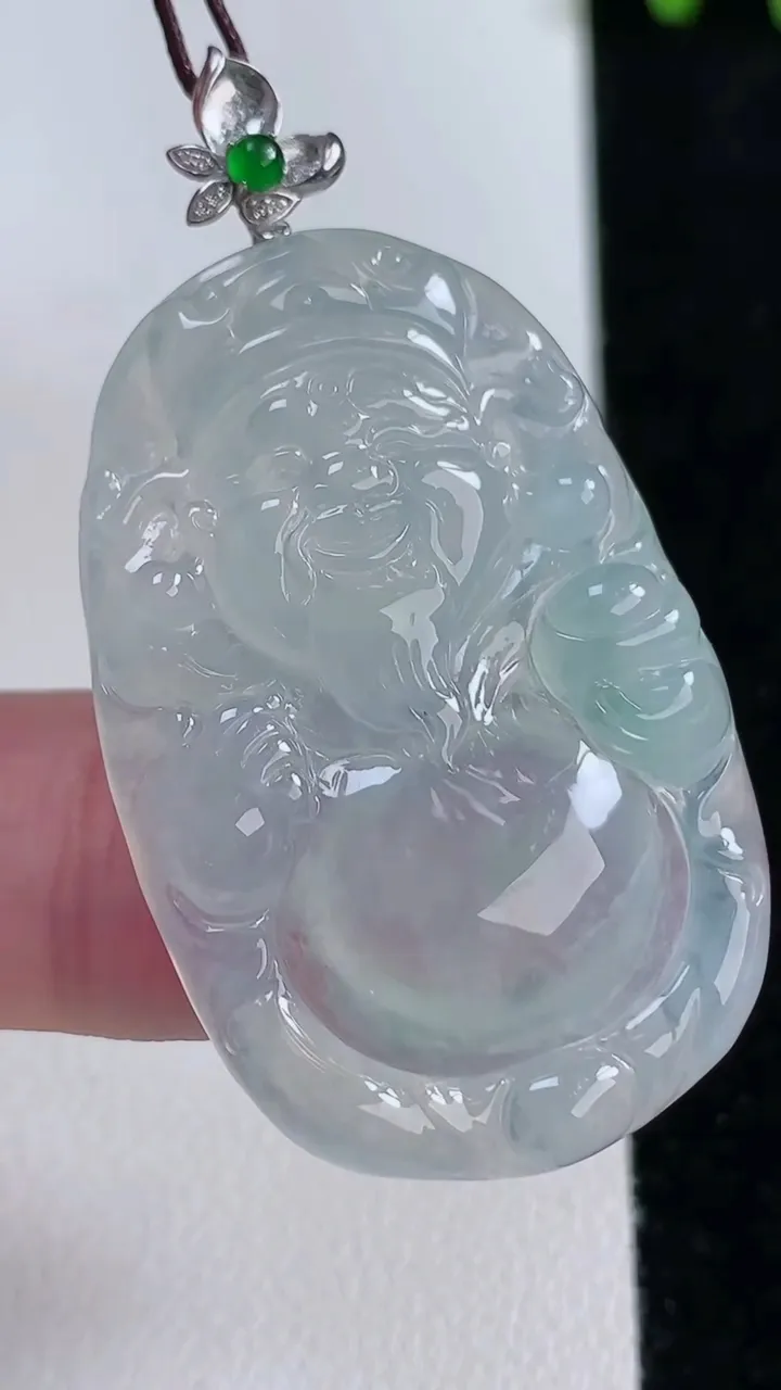 天然A货翡翠财神爷吊坠，尺寸38.8-25.2-5.6，重量:11.77g
11月14日