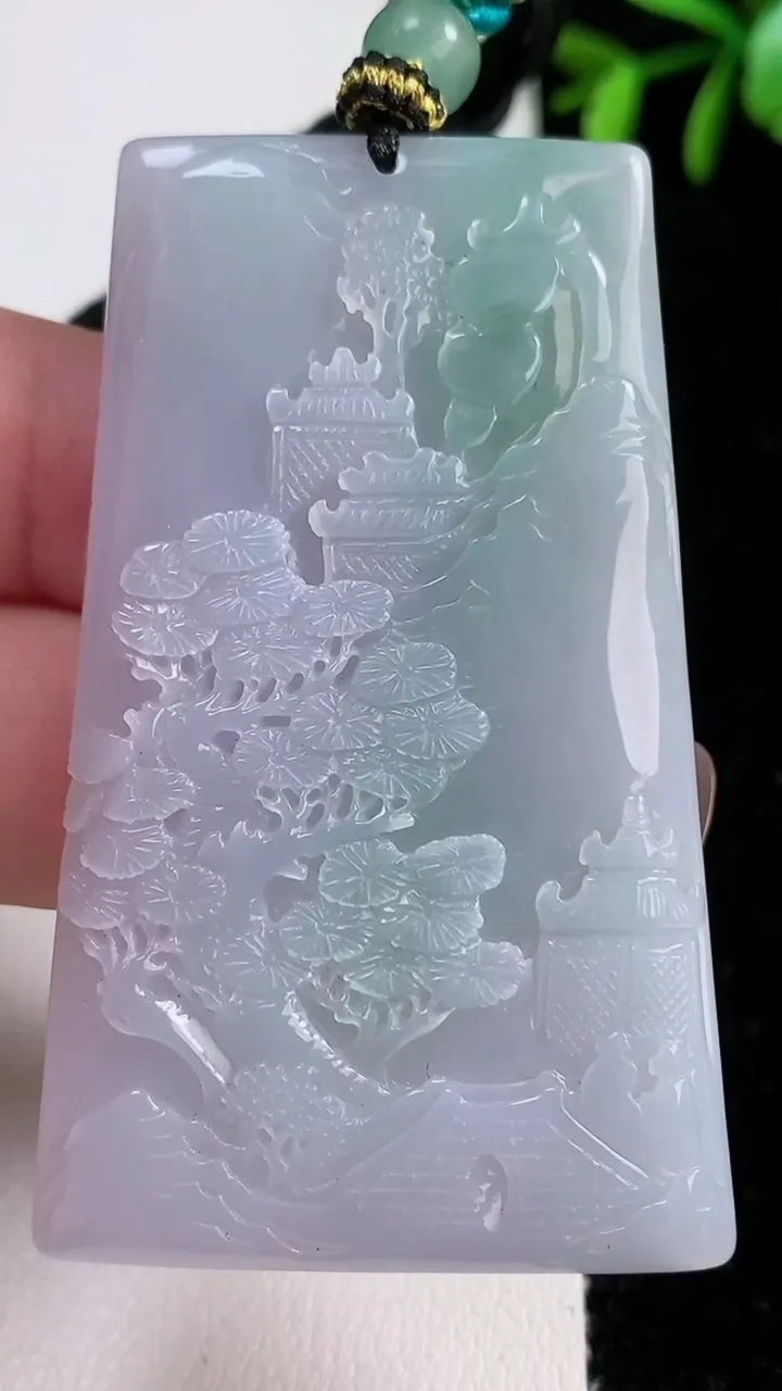 天然A货翡翠山水牌吊坠，尺寸61-37.6-5.2，重量:34.91g
11月14日