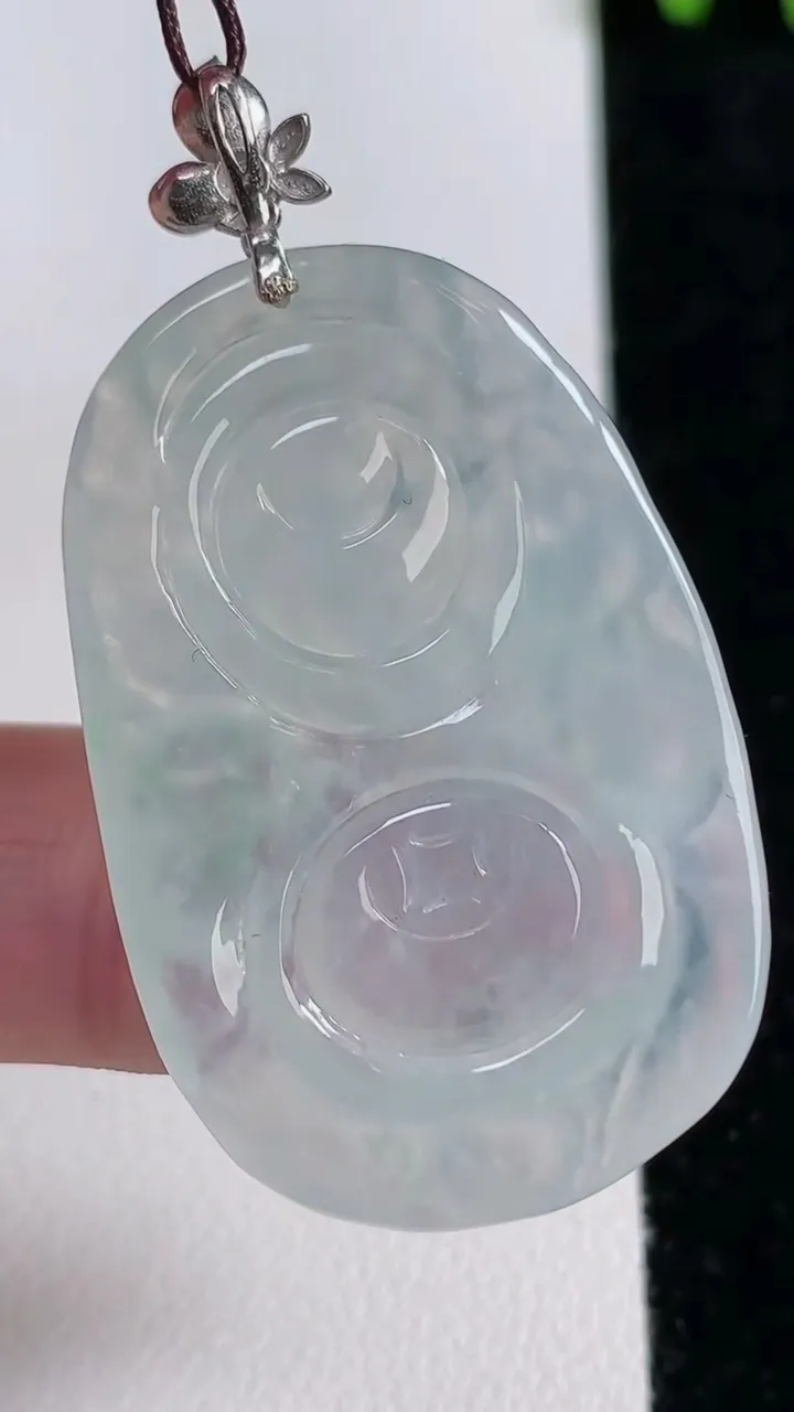 天然A货翡翠财神爷吊坠，尺寸38.8-25.2-5.6，重量:11.77g
11月14日