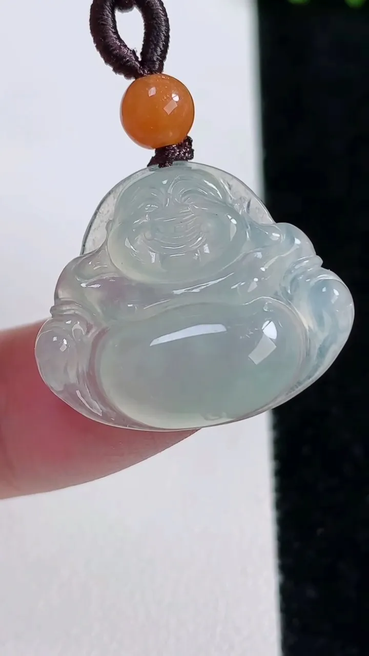 天然A货翡翠佛公吊坠，尺寸20.5-24.7-5.4，重量:4.39g
11月14日