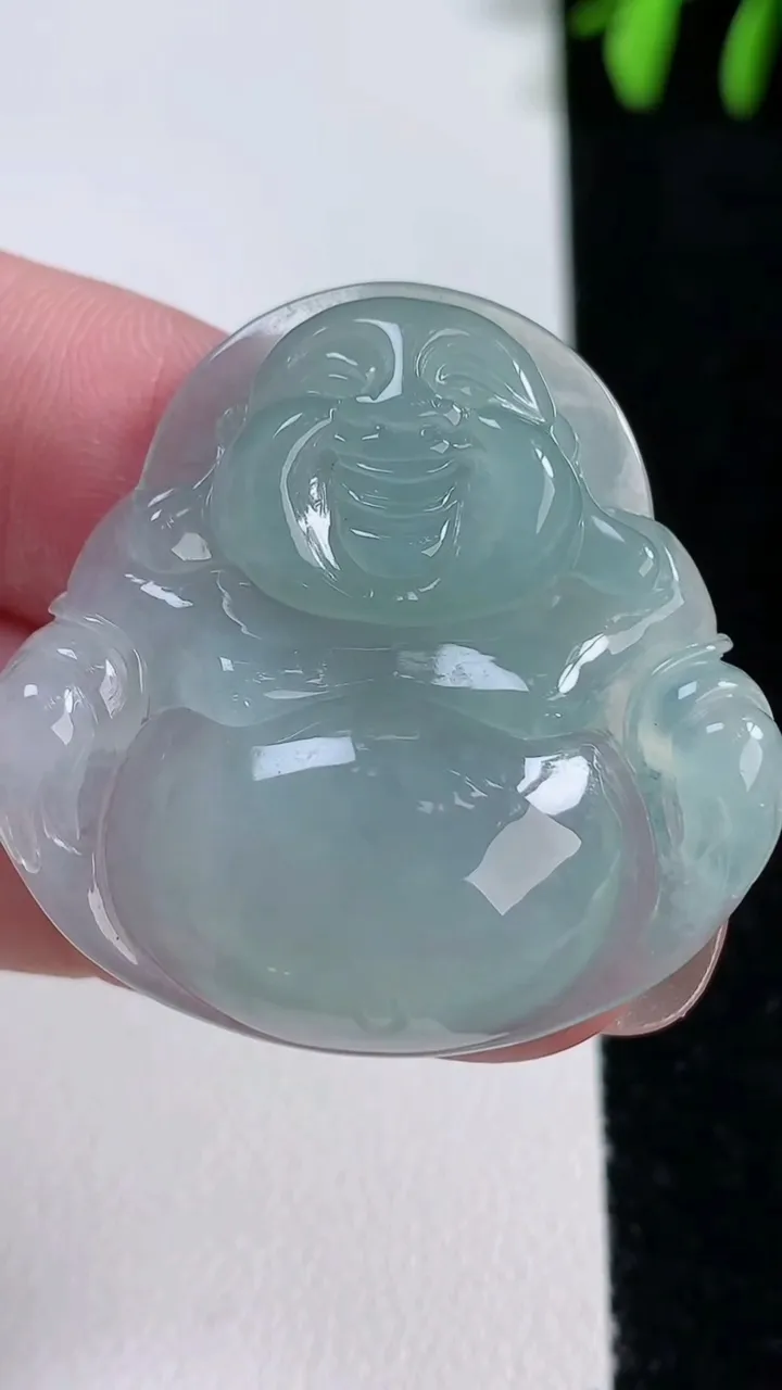 天然A货翡翠平安扣吊坠，尺寸21-6，重量:5.77g
11月14日