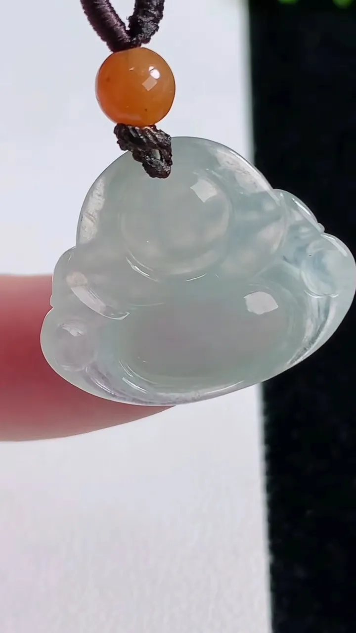 天然A货翡翠佛公吊坠，尺寸20.5-24.7-5.4，重量:4.39g
11月14日