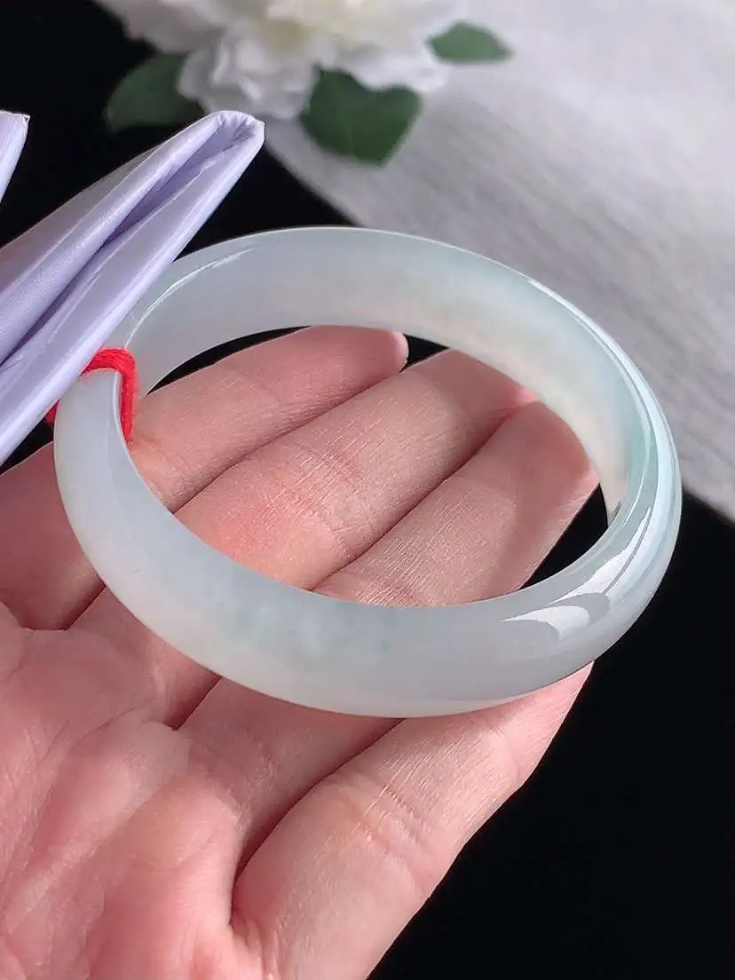 a货翡翠老坑冰种白月光正装正圈手镯53-54圈口  尺寸53×13×6.4mm 1115
