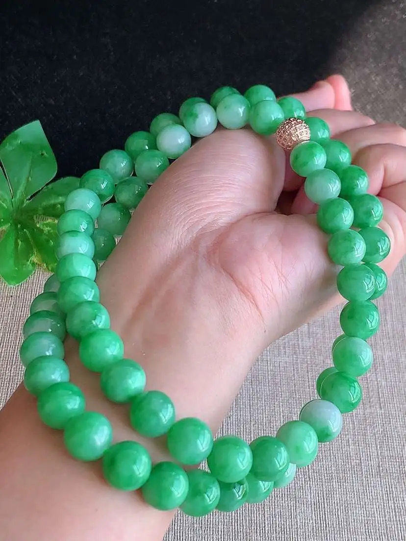 a货翡翠老坑冰种飘绿圆珠项链毛衣链63颗  尺寸10mm 重量124.05g 1115