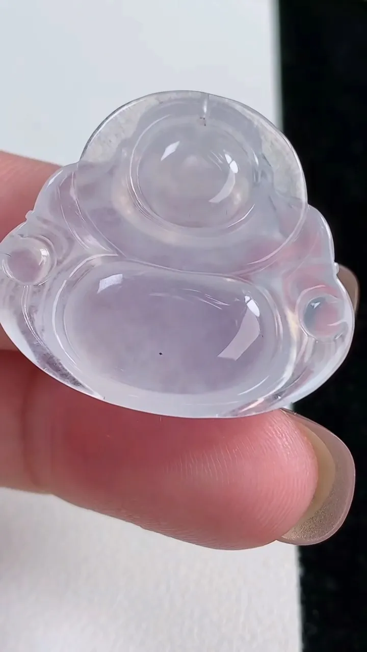 天然A货翡翠佛公吊坠，尺寸26.6-29.5-5.7，重量:7.01g
11月15日