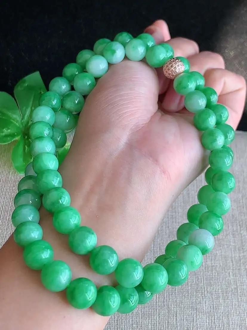 a货翡翠老坑冰种飘绿圆珠项链毛衣链63颗  尺寸10mm 重量124.05g 1115